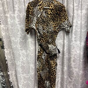 Vintage Leopard Dress  with belt . sz small